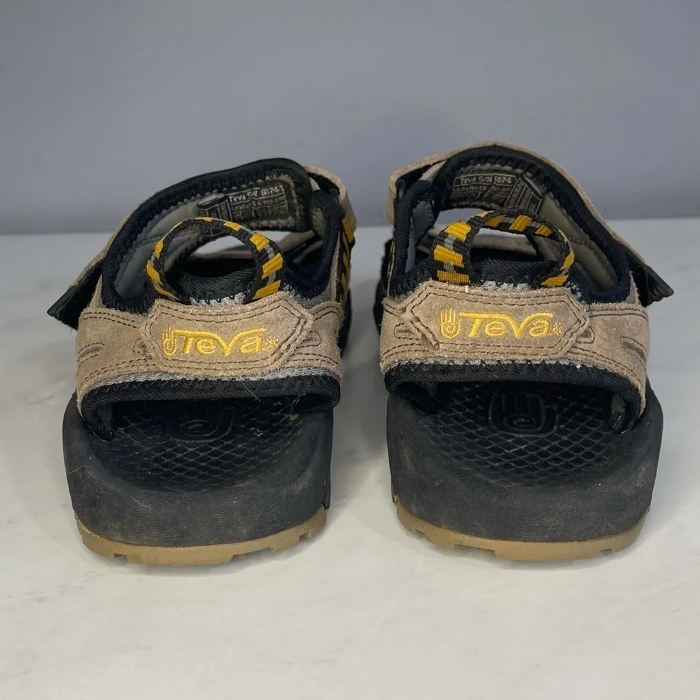 Teva Men’s Tan Spoiler II Trail Hiking Sandals Size 9
